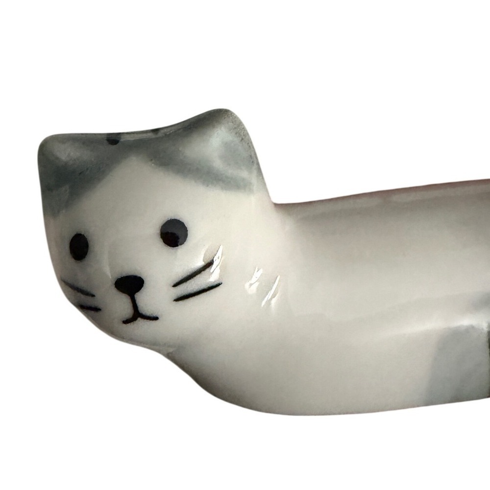 Ceramic Cat Figurine Gray White  Chopstick Rest Holder Cute Kitchen Accessory
